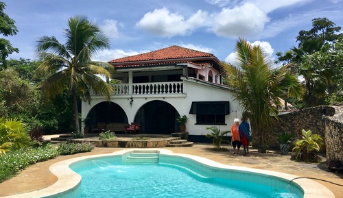 Exclusive House, Multiple Bedrooms, Concierge Service, Ocean View