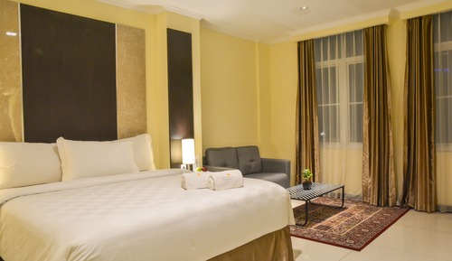 Grand Deluxe Room