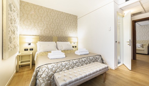 Family Quadruple Room, 1 Queen Bed with Sofa bed