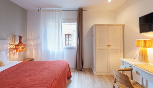 Standard exterior room