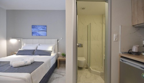 Deluxe Triple Room, Balcony, Mountain View