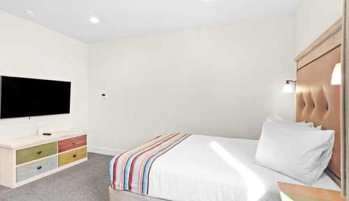 Deluxe Room, Multiple Beds