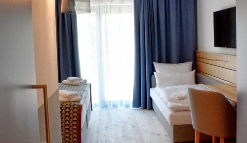 Junior Studio Suite