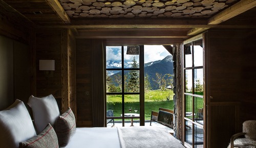 Classic Double Room, Terrace, Mountain View (Chambre Gentiane)