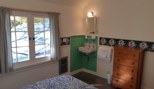 Standard Suite, Multiple Beds