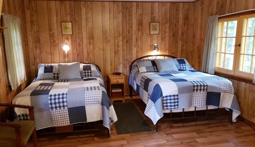 Large Cabin (12, 13)