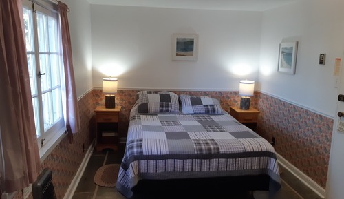 Standard Room, 1 Queen Bed