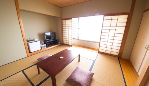 Quadruple Room with Shared Bathroom