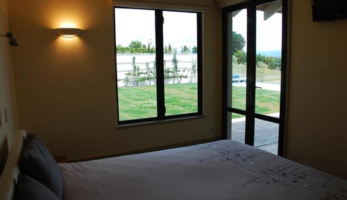 Windhover 2 One Bedroom Suite