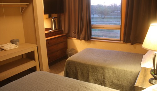 Economy Room (403)