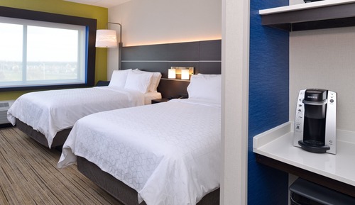 Standard Room, 2 Queen Beds, Mobility Accessible (Accessible Tub)