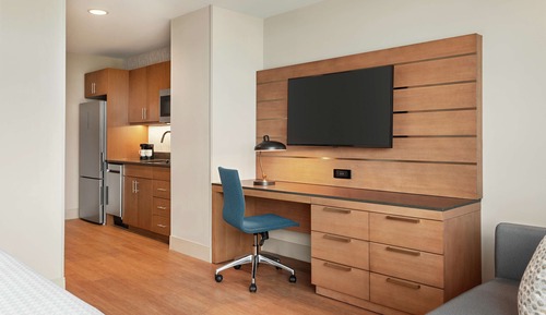 Studio Suite, 1 King Bed, Non Smoking