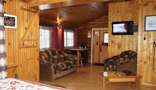 Double Room (E)