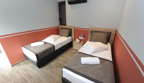Double Room, Multiple Beds