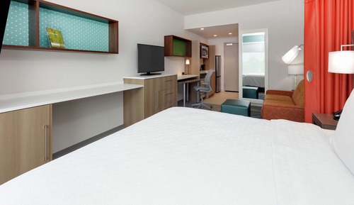 Studio, 1 King Bed, Accessible (Hearing)