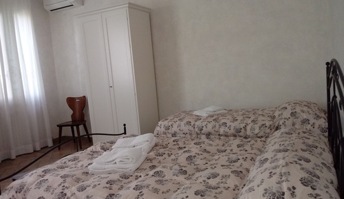 Standard Triple Room, Private Bathroom, Garden View (Acero)