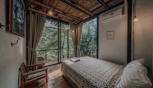 Villa Supradist River View