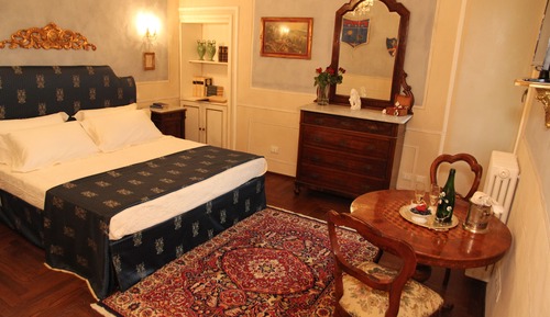 Deluxe Suite, 1 King Bed