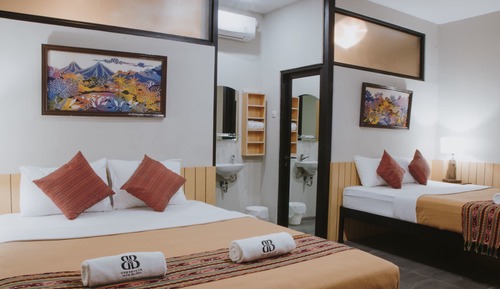 Family Quadruple Room, 2 Queen Beds