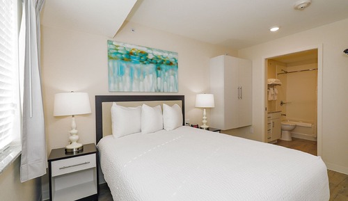 One Bedroom Suite with Balcony and Full Kitchen