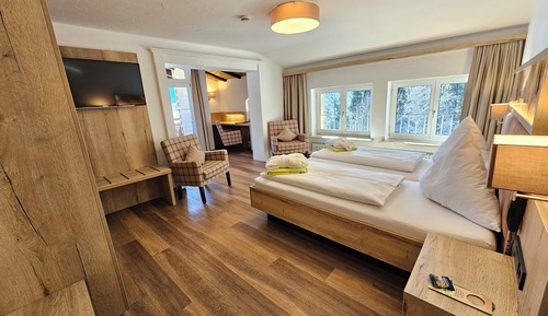 Grand Apartment, 2 Bedrooms, Balcony, Mountain View (6 Adults)