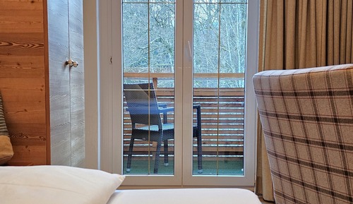 Comfort Single Room, 1 Twin Bed, Balcony, Mountain View
