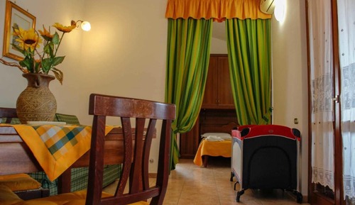 Apartment, Garden View