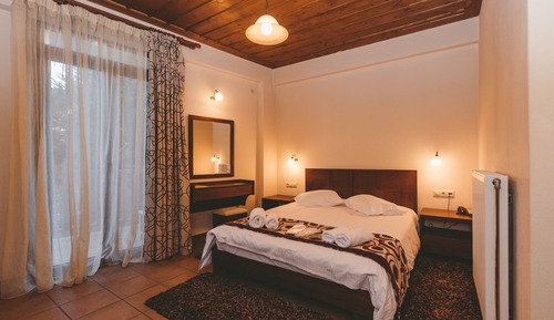 Double or Twin Room, Mountain View