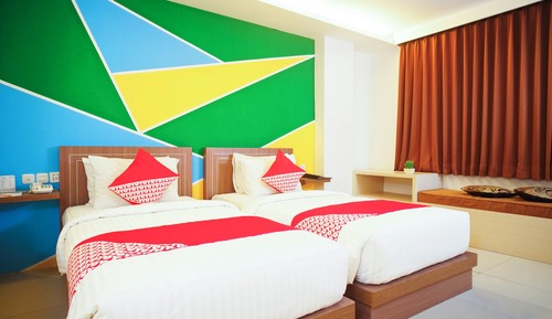 Standard Twin Room