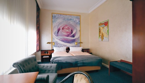 Comfort Twin Room