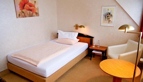 Standard Single Room