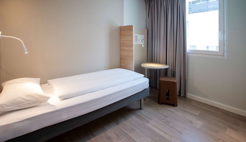 Single Room, 2 Twin Beds