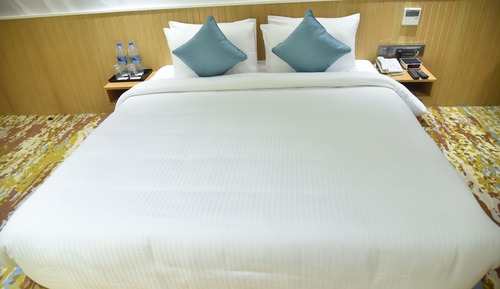 Deluxe Room, 1 Queen Bed, Non Smoking
