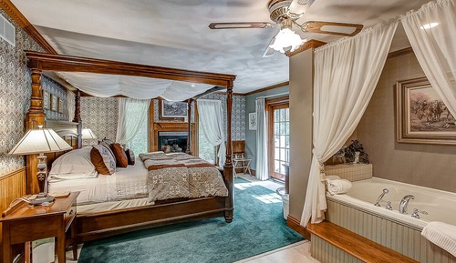 Romantic Suite, 1 King Bed with Sofa bed, Non Smoking
