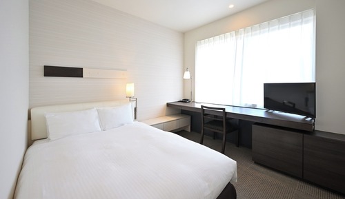 Semi-double Room, Non Smoking (with Shower Booth)