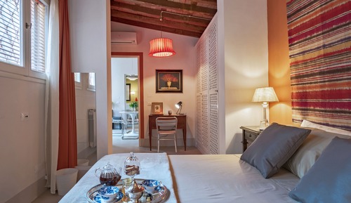 Comfort Double Room, Private Bathroom, Courtyard View