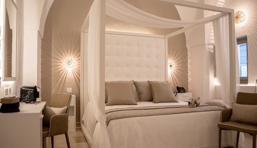 Comfort Suite, 1 Queen Bed with Sofa bed, Mezzanine