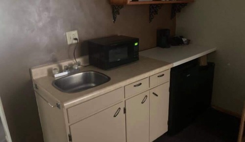 Basic Single Room