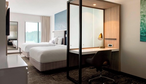 Suite, Multiple Beds (Mobility Accessible, Roll-in Shower)