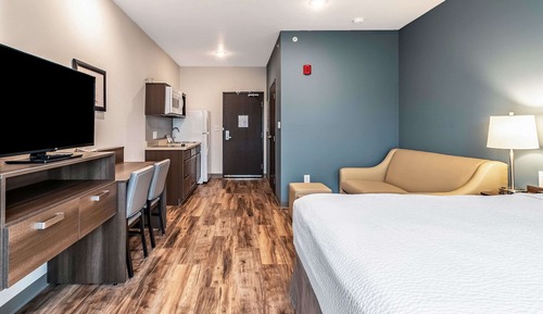 Standard Room, 1 King Bed, Non Smoking