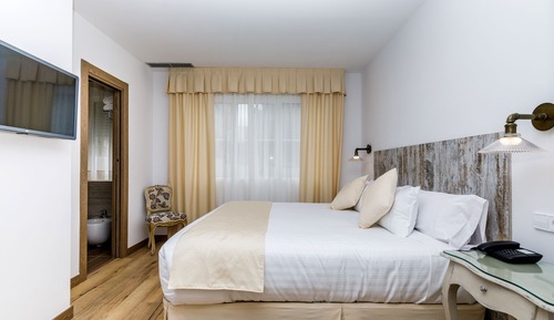 Double Room (Alameda II)