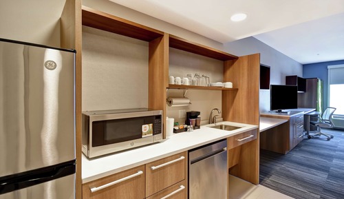 Studio Suite, 1 King Bed, Non Smoking
