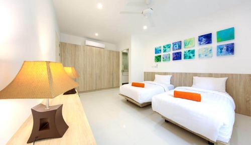 Luxury 3 Bedroom Villa with Ocean View and Private Infinity Pool BY15