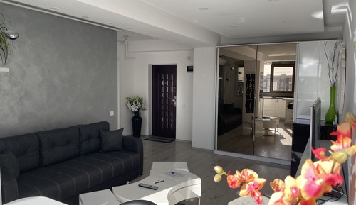 Luxury Apartment, 1 Queen Bed with Sofa bed, Accessible