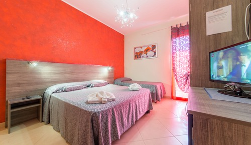 Deluxe Triple Room
