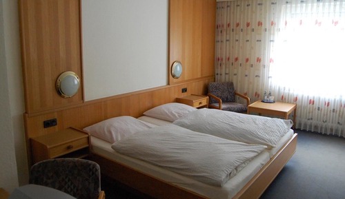 Economy Double Room