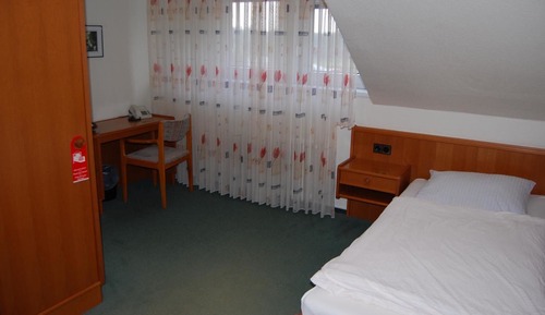 Economy Single Room
