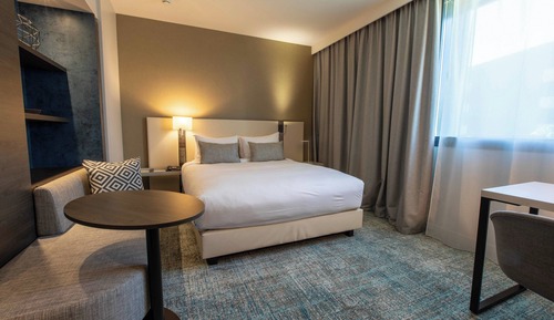 Standard Studio, 1 Queen Bed