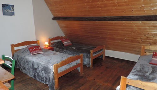 Triple Room, 3 Twin Beds (Chardons Bleus)