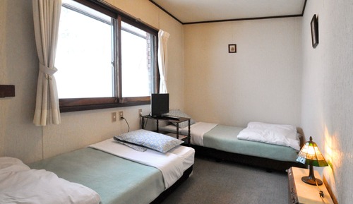 Twin Room, Private Bathroom